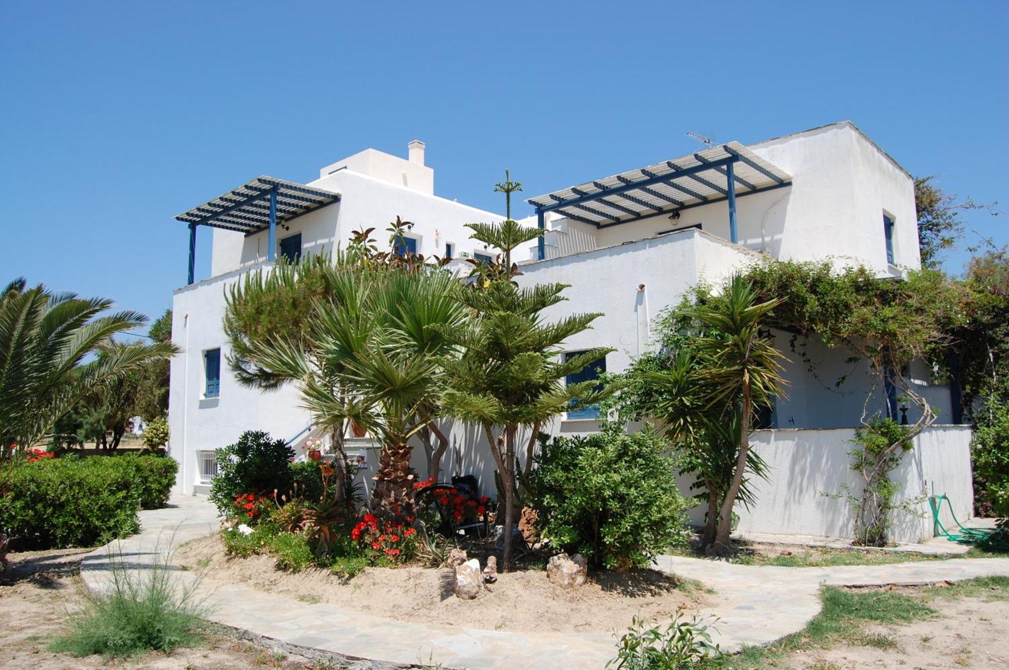 Coralli Beach Apartments Mikri Vigla Exterior photo