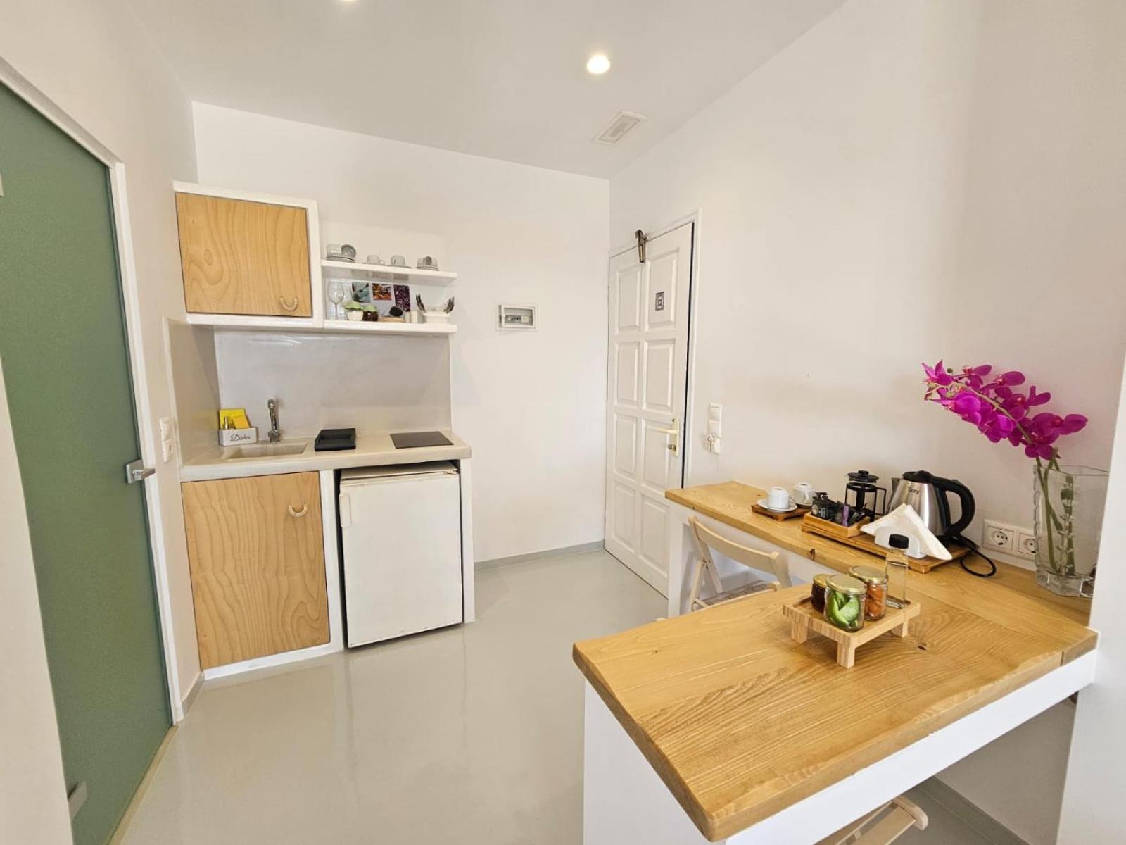 Coralli Beach Apartments Mikri Vigla Exterior photo