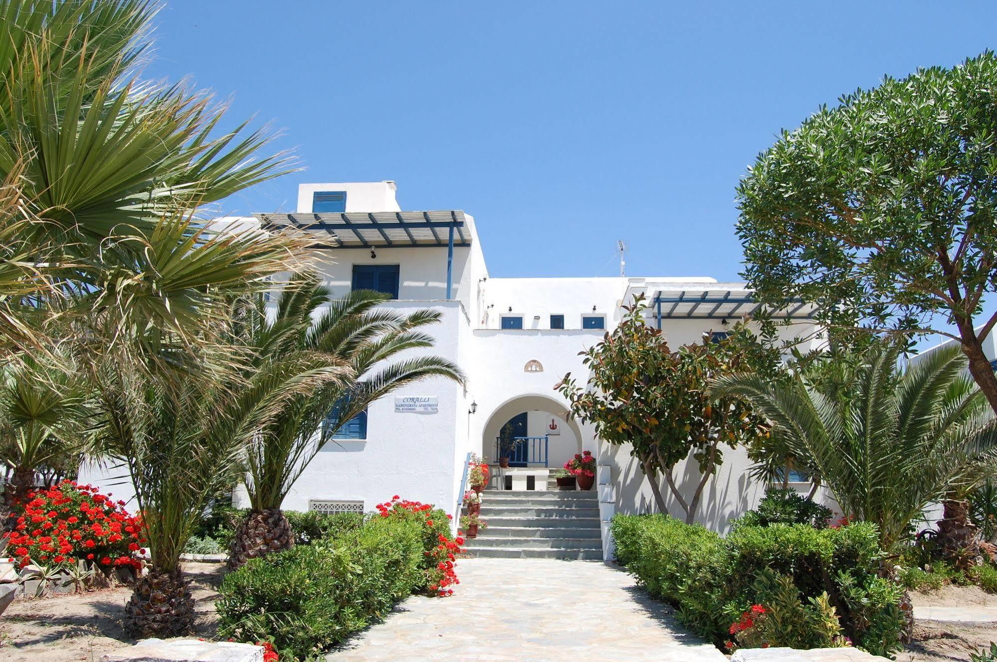 Coralli Beach Apartments Mikri Vigla Exterior photo